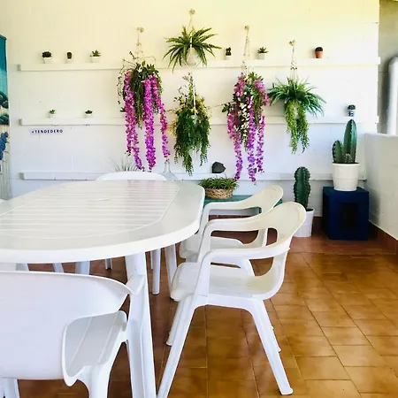 Casa De La Playa Holiday home Vega De Espinareda